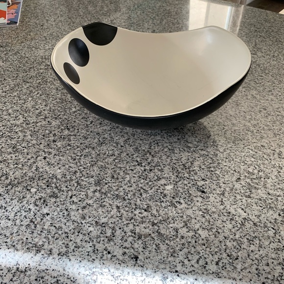 Black and White Ceramic Bowl - Picture 2 of 6